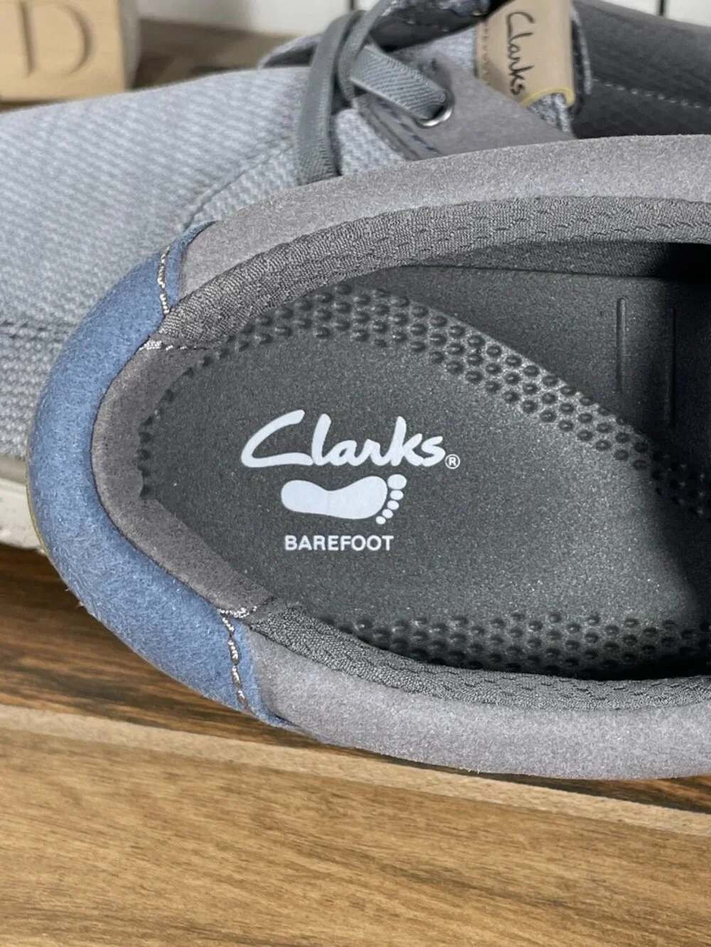 Clarks RelaxLite Lace Shoes Mens Size 10.5 Light Gray Casual Slip On Loafer